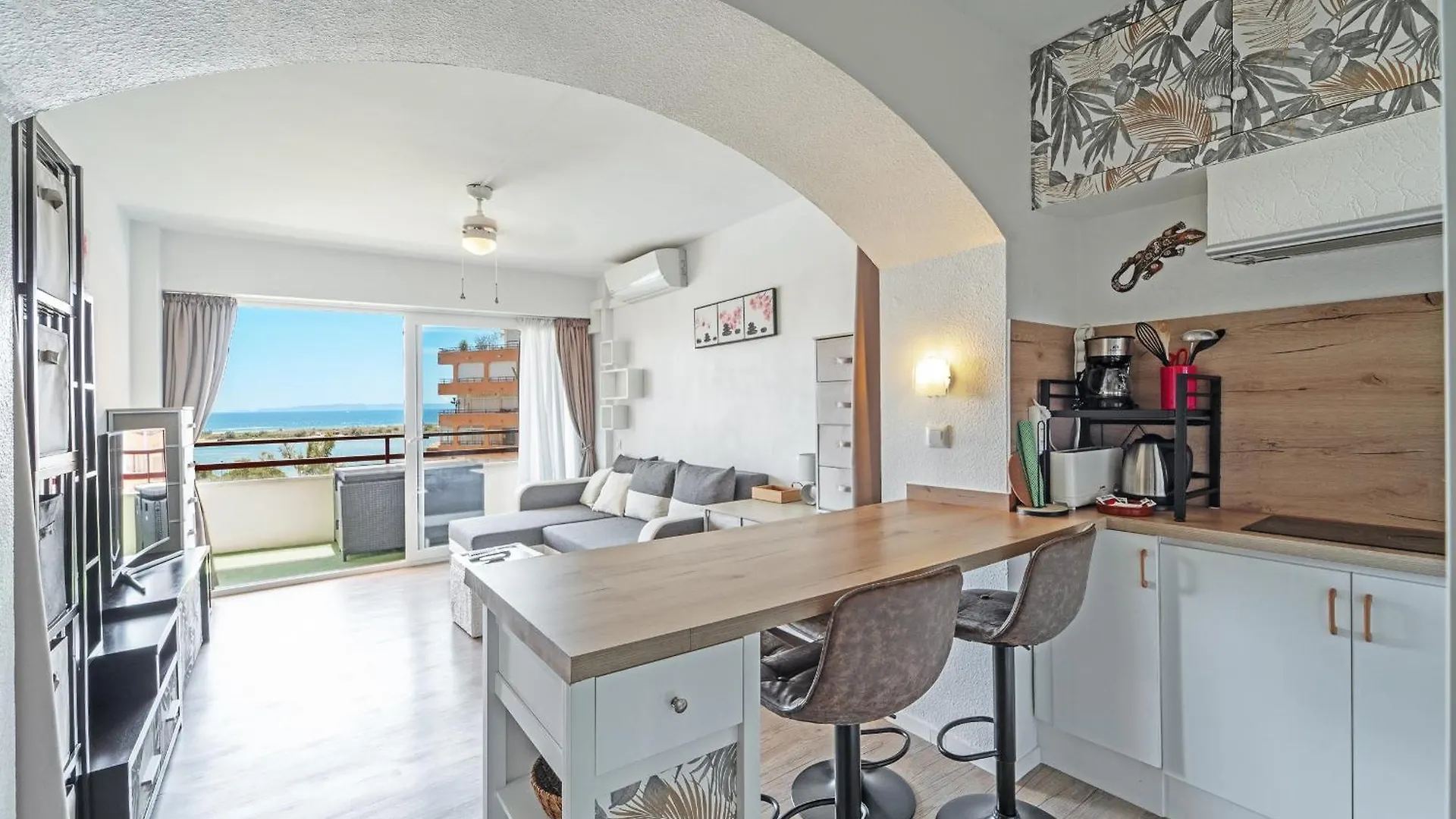 Apartment Welcs Estudio 213 Emp Con Piscina Comunitaria Roses Spain